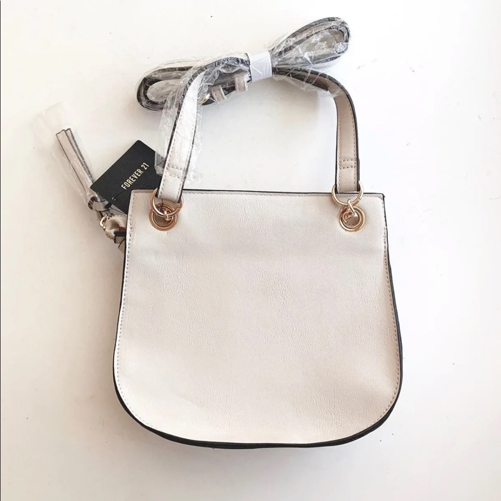 NWT Forever 21 Crossbody Bag - Picture 6 of 7